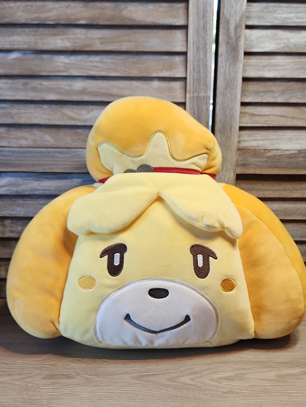 Club Mocchi Nintendo Animal Crossing Plush Isabelle Plushie  Collectible
